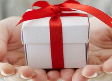 Ngày nhà giáo Việt Nam 20-11 nên tặng quà gì cho thầy cô ý nghĩa